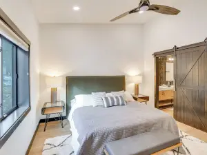 Hike & Unwind, Stylish Wooded Retreat in Piedmont!