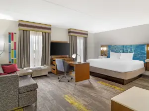 Hampton Inn & Suites Augusta West