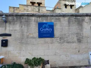 Grotto's Paradise B&B