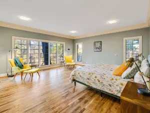 Huge Luxury Ranch Estate in Heart of Gladewater