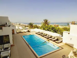 Fredj Hotel