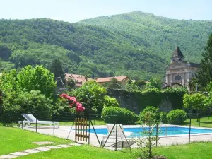 Villa Costantina with Heated Pool