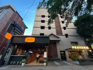 普拉亞納酒店