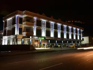 瑟拉自然酒店