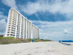 Radisson Suite Hotel Oceanfront