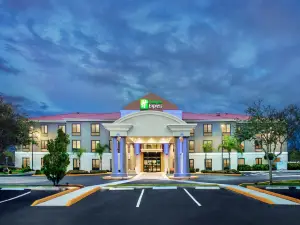 Holiday Inn Express & Suites SEBRING by IHG