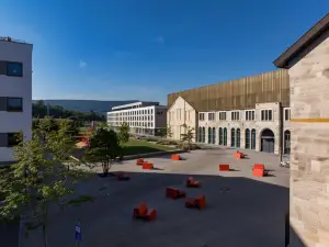 Piazza Hotel und Restaurant