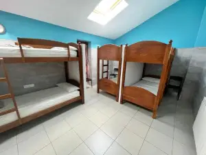 -- Albergue Casa Mariela -- Solo Peregrinos Con Credenciales