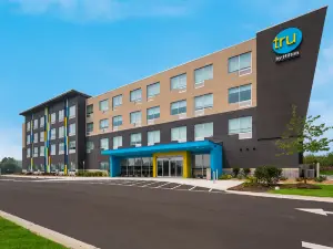Tru by Hilton Novi Detroit