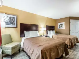 Quality Inn Bessemer I-20 Exit 108