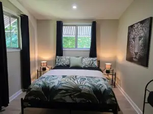 Alena Star House, Eco Retreat With Pool, Prime Position