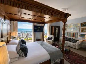 The Royal Harbour Hotel