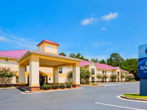 Best Western Hiram Inn  Suites