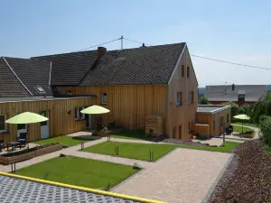 레이스 & 레스트 아파트먼트