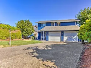Lakeside Lacey Gem w/ Fire Pit + Private Dock
