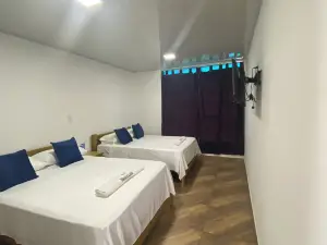 Hotel Media Luna