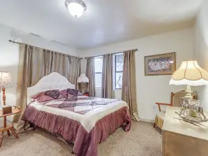 Rural Group Getaway w/ Creek Access in Berryville!