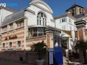 庫達利公寓