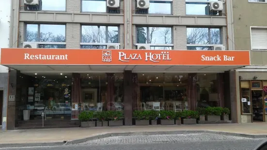 普拉扎飯店