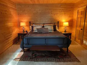 Create Family Memories at Our Stunning Up North Retreat