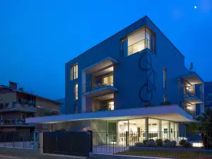 Gardabike Residence