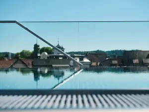 4K ホテル