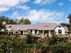 Elgin Vintners Country House