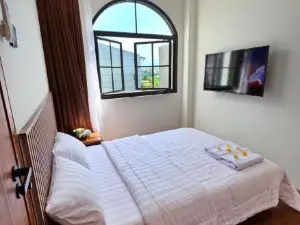 Casa de Jingga - Kota Baru Parahyangan, Near Whoosh and Wahoo Waterpark