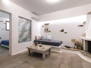 Arco Naxos Luxury Apartments