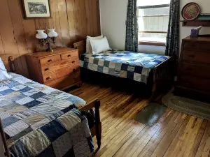 Gorgeous Cabin Rental by Big Moose Lake - Amazing Glamping Spot in Eagle Bay, New York