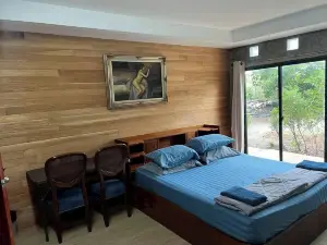 Baan Suan View Dee Homestay