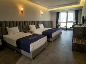 Newarise Hotel