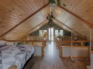 Charming 2-bedroom Cabin in Walker on Leech Lake, Fitness Room, Dock and lift