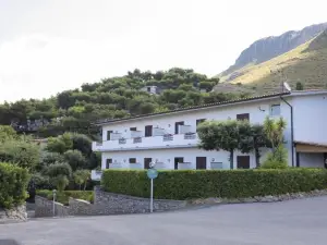狄卡爾愛汀灣住宅酒店