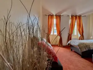 O et Terre, Gite Ressourcement Bains Spa Cryo Sauna et Foret