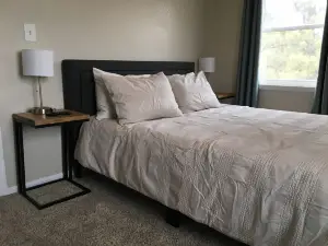 Listing title: Pine Haven, WY home viewing Keyhole Reservoir