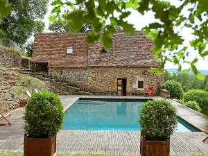 Chambre d'Hôtes la Rossillonie