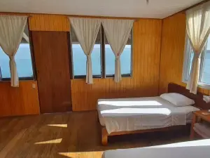 Hotel Catamaran