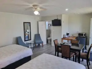 Manor Motel