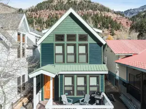 Pacific Street Townhome 514B by AvantStay