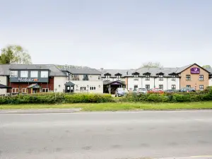 Premier Inn Cardiff West