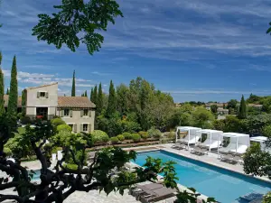 Hotel du Chateau et Spa Carita