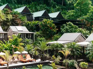 โรงแรมราโบต์ จาก โรงแรมโชกอลาต