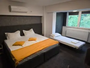 Corso Apartments B&B