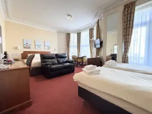 Welbeck Hotel & Apartments