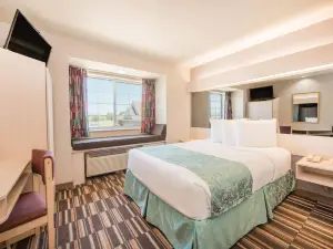 Microtel Inn & Suites by Wyndham Claremore