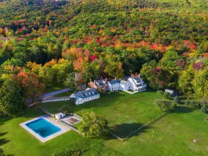Blue Bear Inn