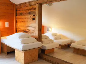 Auberge de Jeunesse HI la Clusaz
