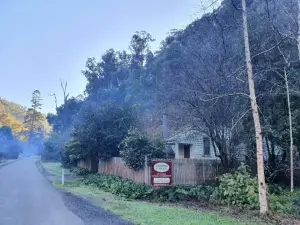 Jacomb's Cottage and Studio