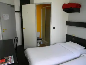 Class-Hotel